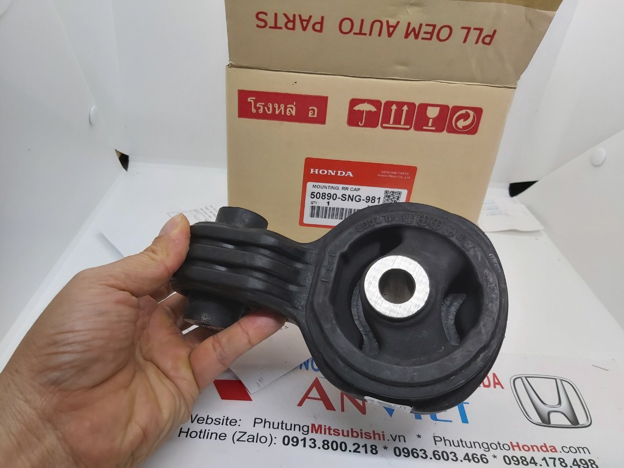 Chân số 8 xe Honda CIVIC 2006-2011